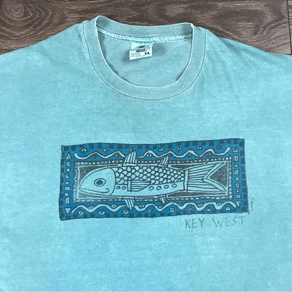 Anvil South Florida Key West Vintage Native American Indigenous Art Fish T-Shirt - Picture 3 of 10